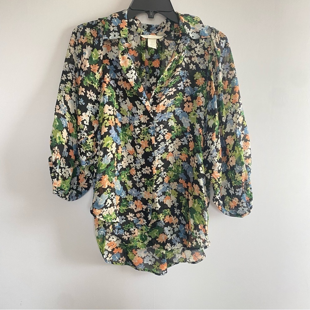 H&M Graphic Black and Green Blouse with‎ Notched Collar
